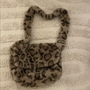 Leopard Print Faux Fur Shoulder Bag